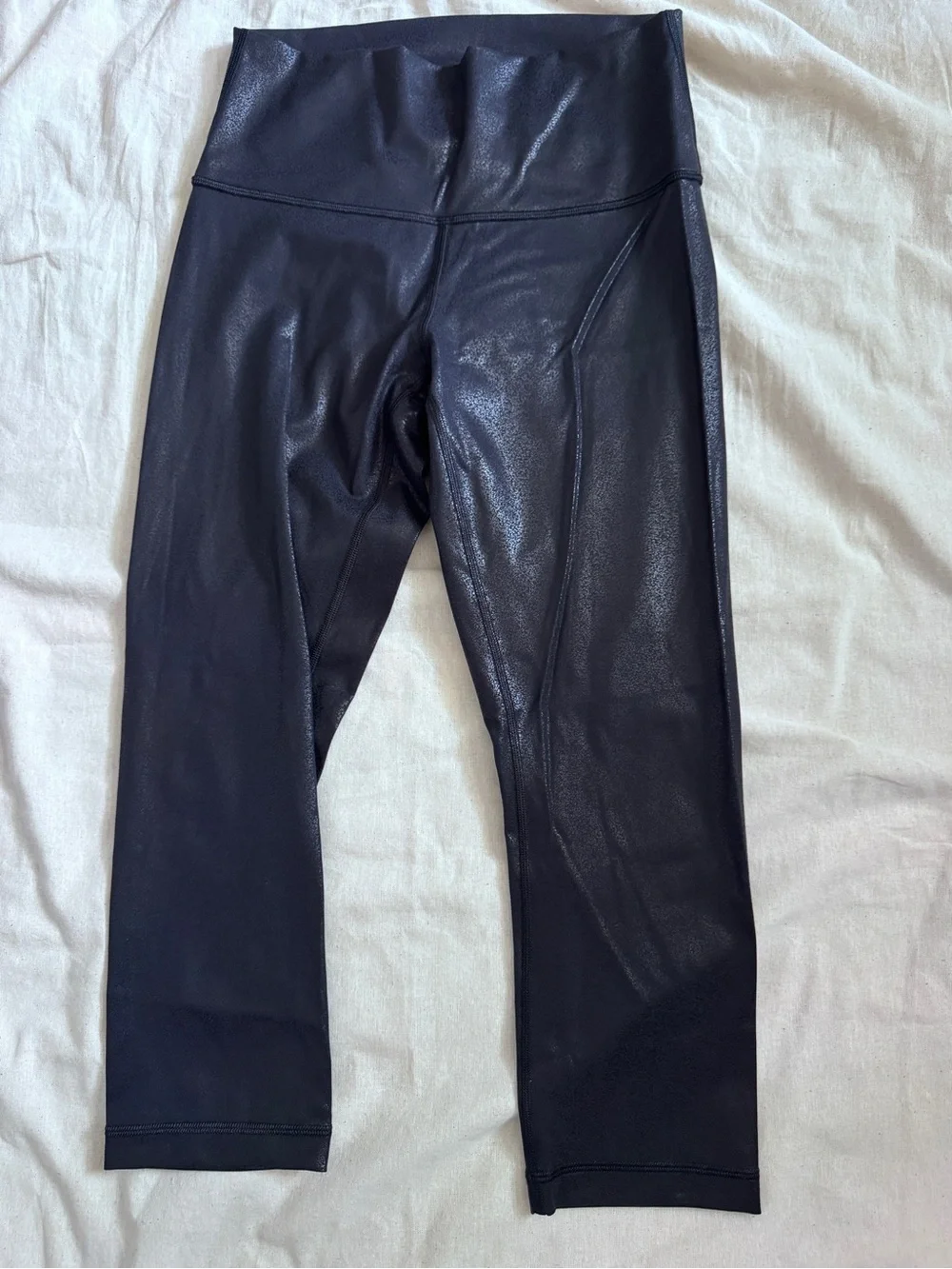 NWOT-lululemon high-rise leggings featuring a metallic black foil finish-6